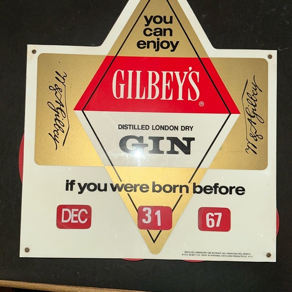 Gilbey’s Gin Vintage Born Before Bar Sign c. 1960s - Picture 12 of 12